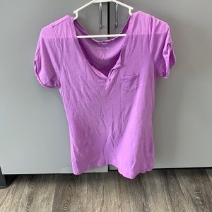 Express small lightweight tee